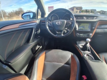 Toyota Avensis III Sedan Facelifting 2015 1.8 Valvematic 147KM 2016 Toyota Avensis 1.8 147KM FULL LED Skóra Kamera Navi Salon Polska Bezwypadek, zdjęcie 11