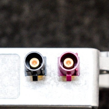 AUDI A1 8X MOBIL ANTÉNA ZESILOVAČ JEDNOTKA ŘÍDÍCÍ 8J0035456A 2010