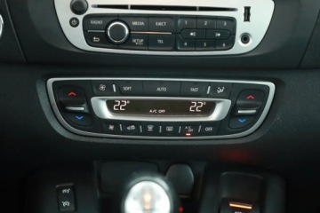 Renault Grand Scenic III 2016 Renault Grand Scenic 1.2 TCe, Salon Polska, zdjęcie 9