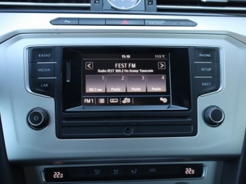 Volkswagen Passat B8 Variant 1.8 TSI BlueMotion Technology 180KM 2017 VW Passat 1.8 TSI, Salon Polska, VAT 23%, Klima, zdjęcie 16