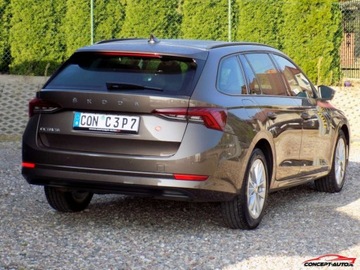 Skoda Octavia III Kombi Facelifting 2.0 TDI 150KM 2020 Skoda Octavia 150KM Led Parkdistance Navi Digital Automat 2.0 Diesel 150KM, zdjęcie 11