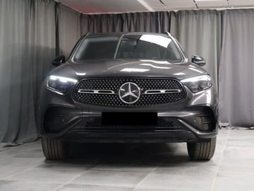 Mercedes GLC C254/X254 Coupe 2.0 300 258KM 2025 MERCEDES-BENZ GLC 300 4-Matic AMG Line 2.0 (258KM) 2025, zdjęcie 1