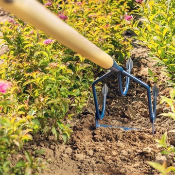 РУЧНОЙ КУЛЬТИВАТОР, МЕТАЛЛИЧЕСКИЙ ФИКСАТОР ПОЧВЫ