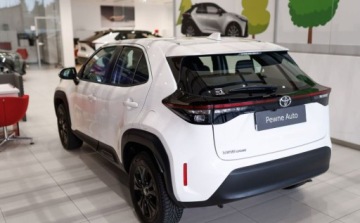 Toyota 2021 Toyota Yaris Cross 1.5 Comfort CVT 1.5 Benzyna 125KM, zdjęcie 4