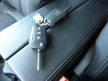 Peugeot 3008 II Crossover 1.2 PureTech 130KM 2017 Peugeot 3008 GT-Line*Benzyna, zdjęcie 16