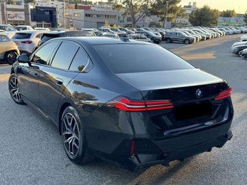 BMW Seria 5 G90-91 Touring 2.0 520d 197KM 2025 BMW Seria 5 520d xDrive Sport Sedan 2.0 (197KM) 2025, zdjęcie 1