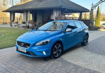 Volvo V40 II Cross Country D3 150KM 2013 Volvo V40 Volvo V40 D3 R-Design Summum 2.0 Diesel 150KM, zdjęcie 1