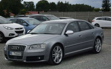 Audi A8 D3 S8 Sedan 5.2 V10 FSI 450KM 2006