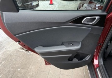 Kia XCeed 2026 Kia XCeed BUSINESS LINE wersja MY2026, benzyna automat DOSTEPNY OD REKI, zdjęcie 17