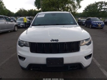 Jeep Grand Cherokee IV 2019 Jeep Grand Cherokee 2019 JEEP GRAND CHEROKEE UPLAND 4X4 3.6 Benzyna 293KM, zdjęcie 11