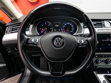 Volkswagen Passat B8 Variant 2.0 TDI BlueMotion SCR 150KM 2019 VOLKSWAGEN Passat 2.0 TDI Comfortline Combi 150KM 2019, zdjęcie 10