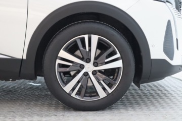 Peugeot 3008 II Crossover Facelifting  1.2 PureTech 130KM 2021 Peugeot 3008 1.2 PureTech, Salon Polska, zdjęcie 14