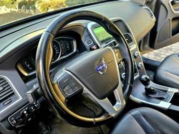 Volvo XC60 I SUV Facelifting 2.0 D3 136KM 2015 Volvo XC 60 2.0 D 5 cylindrów Skóry Navi Serwis, zdjęcie 8