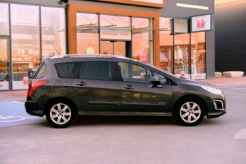 Peugeot 308 I SW Facelifting 2.0 HDI FAP 150KM 2013 Peugeot 308SW LIFT Executive 2.0HDI 150KM PDC Panorama Ledy Navi Grzane Fot, zdjęcie 2