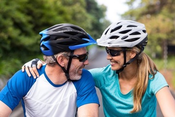 РЕГУЛИРУЕМЫЙ ВЕЛОСИПЕДНЫЙ ШЛЕМ METEOR Marven M 55-58 см