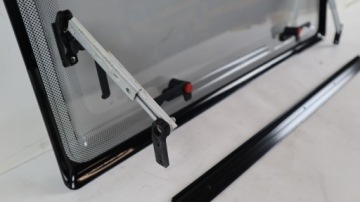 КАМЕРА КЕМПИНГОВЫЙ ПРИЦЕП НАКЛОНЯЕМОЕ ОКНО 76,5 x 43,5 СМ