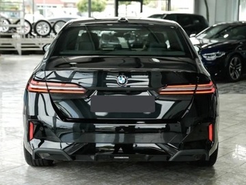 BMW Seria 5 G90-91 Touring 2.0 520d 197KM 2025 BMW Seria 5 520d xDrive Sport Sedan 2.0 (197KM) 2025, zdjęcie 2