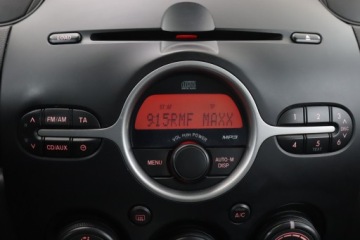 Mazda 2 II Hatchback 5d 1.5 103KM 2009 Mazda 2 1.5 i, Automat, Klima, Klimatronic, zdjęcie 12