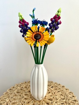 Уникальная ваза-бутылка AKIN для сухоцветов и цветов LEGO ICONS 3D цвета