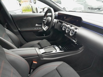 Mercedes CLA C118/X118 Coupe Facelifting 1.3 200 163KM 2024 Mercedes-Benz CLA 200 7G-DCT/Linia AMG/Night/Advan, zdjęcie 15