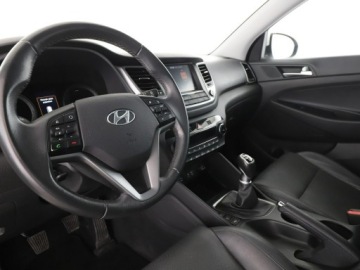 Hyundai Tucson III SUV 1.6 GDI 132KM 2018 Hyundai Tucson Kamera, Navi, Aut.klima, Bluetooth, zdjęcie 13