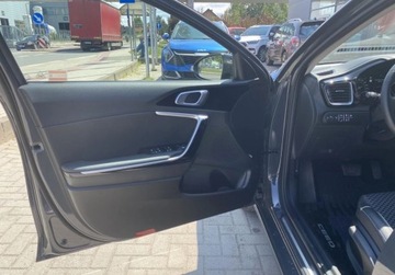 Kia Ceed III 2023 Kia Ceed KIA CEED 1.6 Plug-in PHEV 141KM DCT Business Line 1.6 105KM, zdjęcie 9