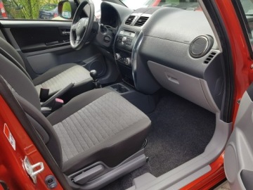 Suzuki SX4 I Hatchback Facelifting 1.6 VVT 120KM 2013 Suzuki SX4 4x4 Serwis41tys km Krajowy, zdjęcie 7