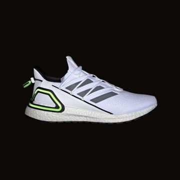 ADIDAS ULTRABOOST