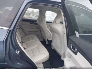 Volvo XC60 II 2022 Volvo XC 60 YV4L12RK8N1901108 2.0 Benzyna 247KM, zdjęcie 9