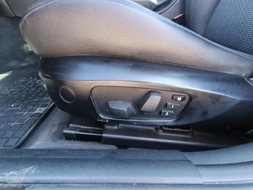 BMW Seria 3 E90-91-92-93 Touring E91 2.0 320i 170KM 2011 BMW 3 Touring (E91) 320 i 170 KM Nawigacja, Półskóry, Panorama, BI-Ksenony,, zdjęcie 6