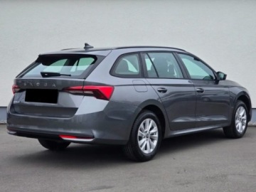 Skoda Octavia IV 2026 SKODA Octavia Drive Essence 1.5 TSI mHEV DSG Combi 115KM 2026, zdjęcie 1