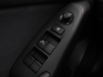 Mazda 3 III Hatchback  2.0 SKYACTIV-G 120KM 2015 Mazda 3 navi klima auto czujniki parkowania grzane, zdjęcie 34