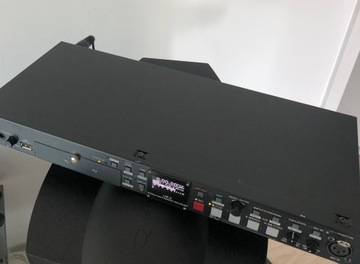 Рекордер Fostex UR-2 для SDHC-карт и флешек
