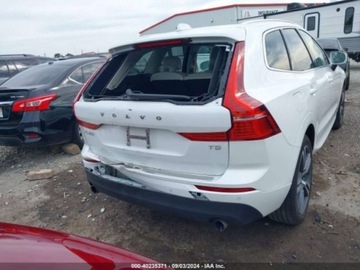 Volvo XC60 II 2021 Volvo XC 60 T5 Momentum 2021 2.0l 2.0 Benzyna 258KM, zdjęcie 2