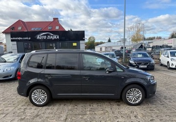 Volkswagen Touran II 1.6 TDI 105KM 2015 Volkswagen Touran VW Touran 1.6 Diesel 105KM, zdjęcie 1
