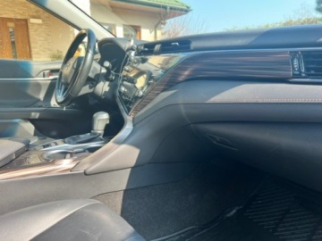 Toyota Camry IX Sedan 2.5 Hybrid Dynamic Force 218KM 2019 TOYOTA CAMRY 2019 R , Pakiet VIP, Faktura 23%, bezwypadkowa, zdjęcie 16