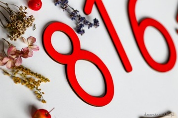 Расписные деревянные цифры Монтессори.