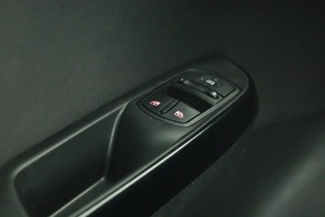 Opel Corsa E Hatchback 3d 1.4 Turbo 100KM 2017 Opel Corsa 1.4 Turbo, Klima, Tempomat, Parktronic, zdjęcie 13