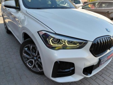 BMW X1 F48 2021 BMW X1 M Pakiet Panorama Automat Navi Kamera 2.0 Benzyna 178KM, zdjęcie 3