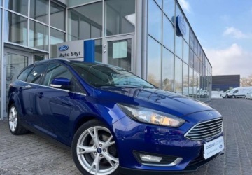 Ford Focus III Kombi Facelifting 1.5 EcoBoost 182KM 2016 Ford Focus Ford Focus 1.5 EcoBoost Start-Stopp-System TITANIUM 1.5 Benzyna