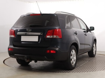 Kia Sorento II SUV 2.2 CRDi 197KM 2011 Kia Sorento 2.2 CRDi, 194 KM, Klima, Parktronic, zdjęcie 3