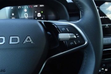 Skoda Kamiq Crossover Facelifting 1.0 TSI 115KM 2025 Skoda Kamiq SalonPL Selection DSG LEDKESSYTEMPOMATPakiet Winter Premium FV, zdjęcie 14