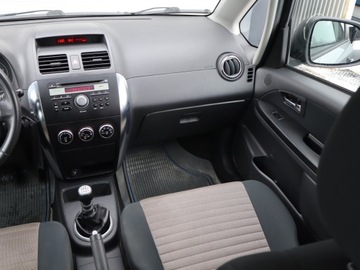 Fiat Sedici 1.9 Multijet 120KM 2008 Fiat Sedici 1.9 MultiJet, Salon Polska, 4X4, zdjęcie 7