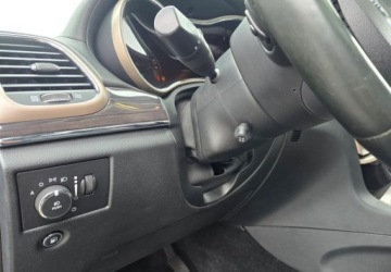 Jeep Grand Cherokee IV Terenowy Facelifting 3.6 V6 286KM 2015 Jeep Grand Cherokee Jeep Grand Cherokee 3.6 V6 Overland EU6 3.6 Benzyna, zdjęcie 29