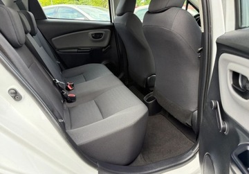 Toyota Yaris III Hatchback 5d Facelifting 2017 1.5 Dual VVT-iE 111KM 2019 Toyota Yaris salon Polska, FV-VAT 23, 1 rej 2020 r., lakier fabryczny 1.5, zdjęcie 12