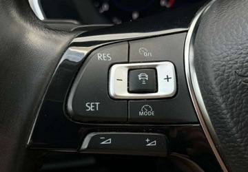 Volkswagen Passat B8 Variant 2.0 TDI SCR 240KM 2018 Volkswagen Passat R-LINE DSG Kamera 4x4 240KM Faktura Vat 23 2.0, zdjęcie 17