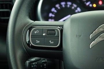 Citroen C3 Aircross  I Crossover Facelifting 1.2 PureTech 130KM 2023 Citroen C3 Aircross 1.2 PureTech, Salon Polska, zdjęcie 13