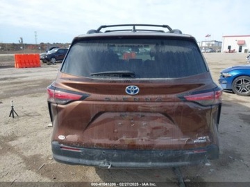 Toyota Sienna III 2021 Toyota Sienna XLE 2021 2.5l 2.5 Hybryda 189KM, zdjęcie 4