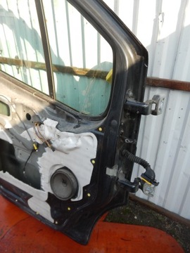 DVEŘE LEVÉ PŘEDNÍ TRAFIC VIVARO PRIMASTAR 01-