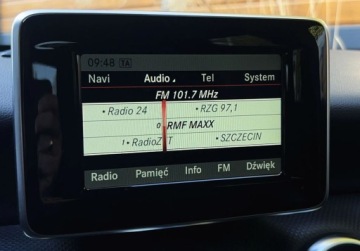 Mercedes Klasa A W176 Hatchback 5d 1.6 200 BlueEFFICIENCY 156KM 2014 Mercedes-Benz Klasa A 1.6 156 KM gwarancja 136 tys km bezwypadkowy ma, zdjęcie 25